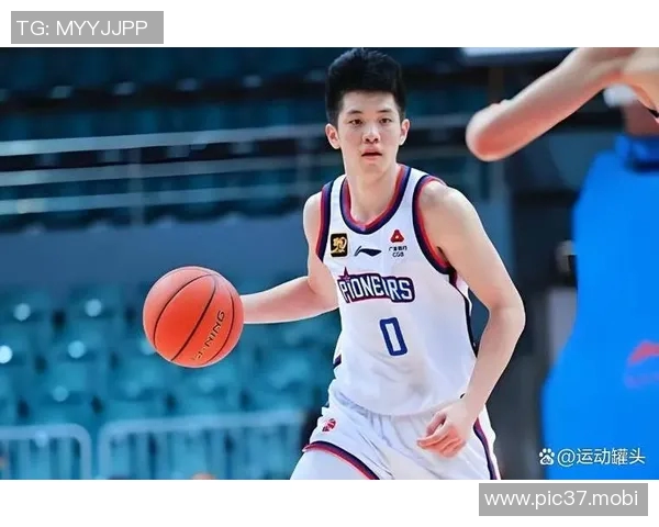 天津男篮林庭谦全场砍下25分，他是如何从替补球员成长为末节关键先生的？