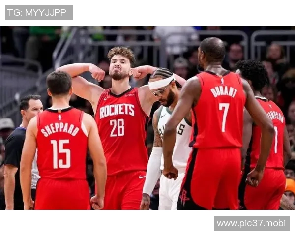 拒绝火箭队，转投雄鹿！场均15+1+3后卫无缘休斯敦，斯通引援告吹